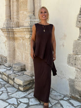Load image into Gallery viewer, 4 SLIM MAXI SKIRT/ chocolate brown linen jersey
