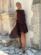 Load image into Gallery viewer, 7 CLOCHÉ MIDI DRESS/ chocolate brown linen jersey