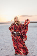 Load image into Gallery viewer, MUSE SHORT KIMONO /PONCHO / brick red oriental print