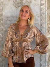 Load image into Gallery viewer, HIPPIE BLOUSE/ cafe latte paisley
