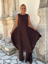 Load image into Gallery viewer, 7 CLOCHÉ MIDI DRESS/ chocolate brown linen jersey