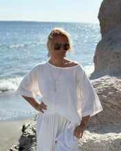 Load image into Gallery viewer, TSHIRT WITH KIMONO SLEEVES/ cream white organic cotton