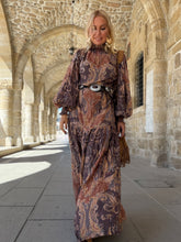 Load image into Gallery viewer, VICKY maxi dress/ caramel brown paisley