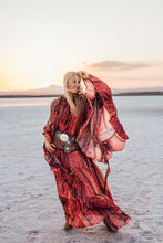 Load image into Gallery viewer, MUSE SHORT KIMONO /PONCHO / brick red oriental print