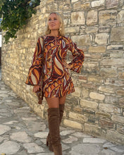 Load image into Gallery viewer, TWIGGY MINI DRESS/ 60’s style print jeans PRE ORDER