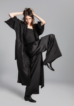 Load image into Gallery viewer, TWEED KIMONO COAT/ sparkling black