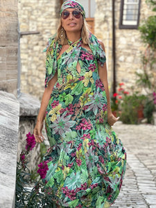 CAMELIA MAXI DRESS with open back / green+lime floral print
