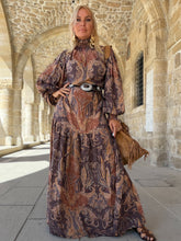 Load image into Gallery viewer, VICKY maxi dress/ caramel brown paisley