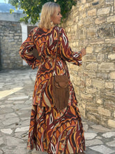 Load image into Gallery viewer, LIGHT COAT/ 60’s style print jeans