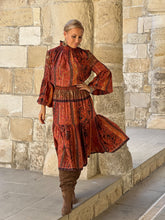 Load image into Gallery viewer, ISABELLE MIDI DRESS/ brick red oriental  print