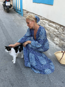 HIPPIE MAXI DRESS / navy blue floral print