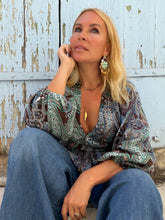 Load image into Gallery viewer, HIPPIE BLOUSE/ blue and chocolate brown paisley