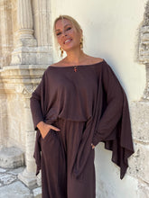 Load image into Gallery viewer, 1 BLOUSE/ chocolate brown linen jersey