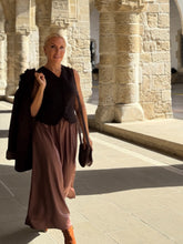 Load image into Gallery viewer, UPTOWN SKIRT 7/8 / milk chocolate brown satin