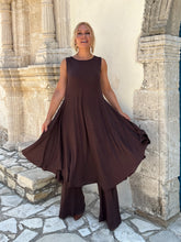 Load image into Gallery viewer, 3 TROUSERS / chocolate brown linen jersey
