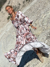 Load image into Gallery viewer, YASMINE MAXI DRESS/ beige floral print