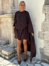 Load image into Gallery viewer, 8 KIMONO COAT / chocolate brown linen jersey