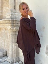Load image into Gallery viewer, 1 BLOUSE/ chocolate brown linen jersey