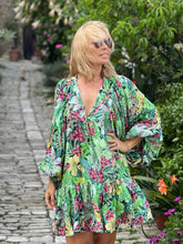 Load image into Gallery viewer, THALASSA SHORT DRESS/ green+lime floral print