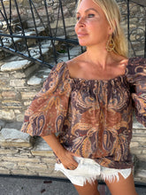 Load image into Gallery viewer, BELLA BLOUSE/ caramel brown paisley